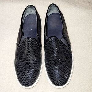 Cole Haan slip on black jennica snack print size 7. ^